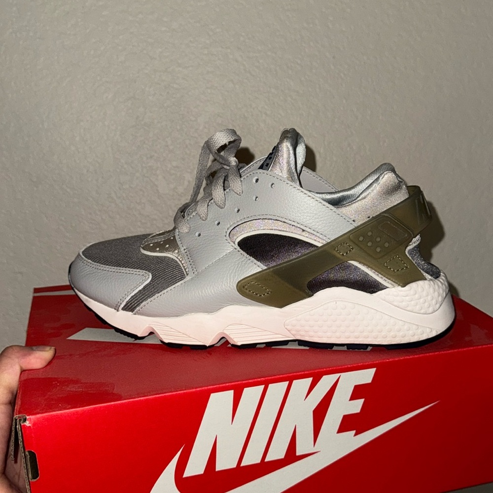 Never Worn